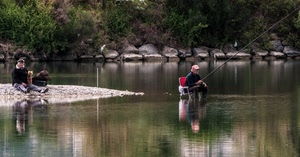 acqua, pesca, canna, fiume, pescatore, sassi, lago, pescatori, sedia, cane, riflessi