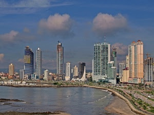 grattacieli, mare, nuvole, città, cielo, panorama, palazzi, spiaggia, onde