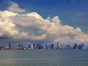 nuvole, grattacieli, cielo, mare, città, acqua, panorama