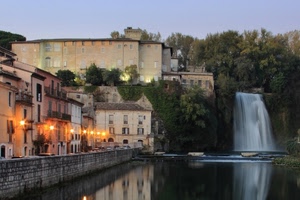 cascata, fiume, lampioni, acqua, luci, case, alberi, castello, riflesso