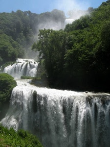 acqua, verde, cascate, alberi, cascata, fiume, spruzzi, bosco, bianco