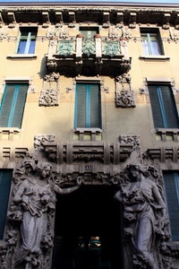 finestre, liberty, balcone, statue, palazzo, portone, facciata, persiane, decori