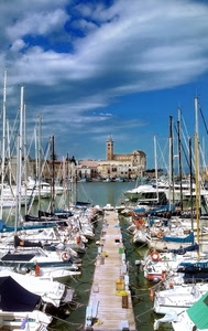 barche, porto, nuvole, chiesa, mare, campanile, alberi, cielo, acqua, duomo, molo