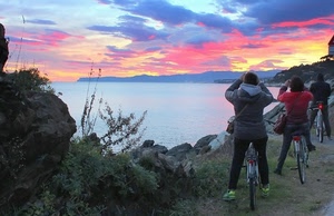 mare, biciclette, tramonto, nuvole, ciclisti, acqua, tre, fotografi, cielo