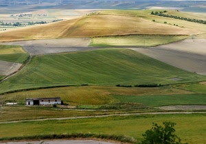 campi, casa, verde, panorama, colline, campagna, paesaggio, coltivazioni, strada, prati