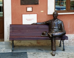 panchina, statua, uomo, cappello, bronzo, seduto, finestra, scultura