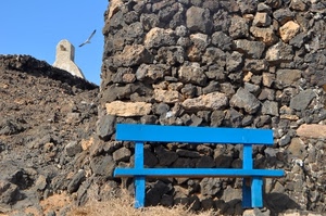 panchina, muro, pietre, blu, gabbiano, azzurro, uccello