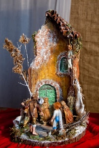 presepe, angelo, statuine, porta, pastori, finestra, legno, natività, madonna, natale, presepio, tetto, rosso, statue