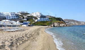 case, mare, spiaggia, ombrelloni, sabbia, lettini, cielo, bianco, scogli, onde, finestre, schiuma, acqua