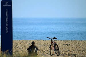 mare, bicicletta, sabbia, spiaggia, acqua, uomo, seduto, scritta