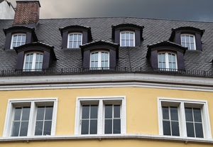 abbaini, finestre, tetto, comignolo, ringhiera, palazzo, camino, tegole