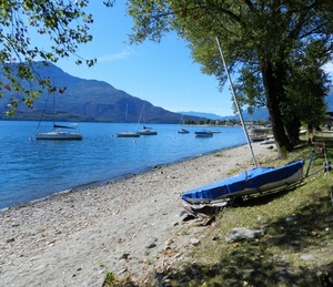 barche, lago, alberi, spiaggia, acqua, montagne, barca, paesaggio, cielo, sabbia
