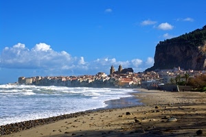nuvole, mare, spiaggia, onde, cielo, sabbia, panorama, città, case, sassi, azzurro, borgo, bianco, acqua, paese, campanili