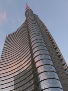 grattacielo, cielo, finestre, vetri, milano, prospettiva, curve, torre, architettura