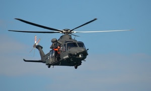 elicottero, pale, cielo, volare, grigio, azzurro, ruote, persona, militare, elica, eliche, uomo, volo